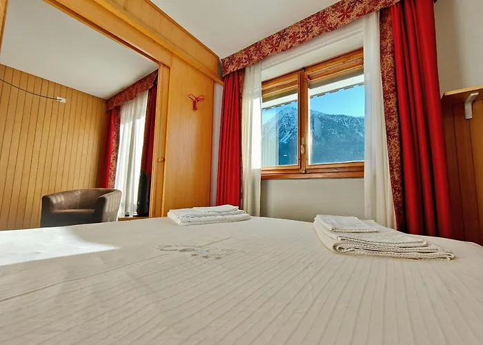 Les Coupoles Aparthotel Champoluc