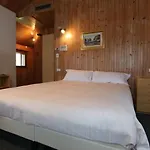 Ξενοδοχείο με διαμερίσματα Les Coupoles 4*