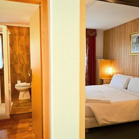 Apartmanhotel Les Coupoles 4*