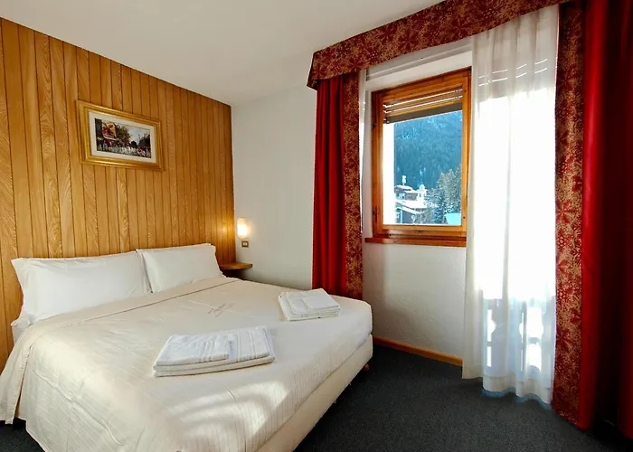 Les Coupoles アパートホテル