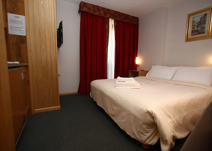 Les Coupoles Lägenhetshotell Champoluc