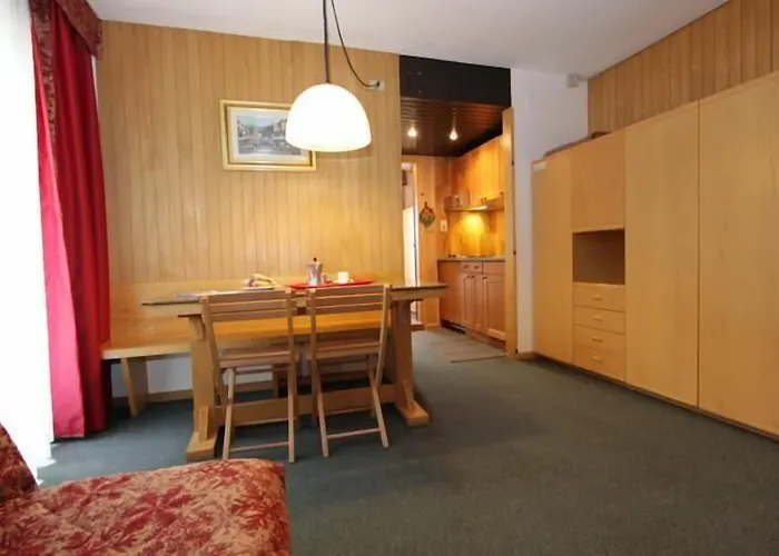 Les Coupoles Lägenhetshotell 4*