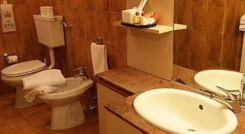 Les Coupoles Lägenhetshotell 4*